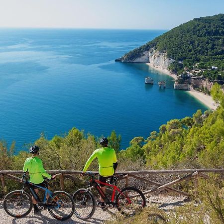 Villa Monte Saraceno Mattinata Eksteriør billede