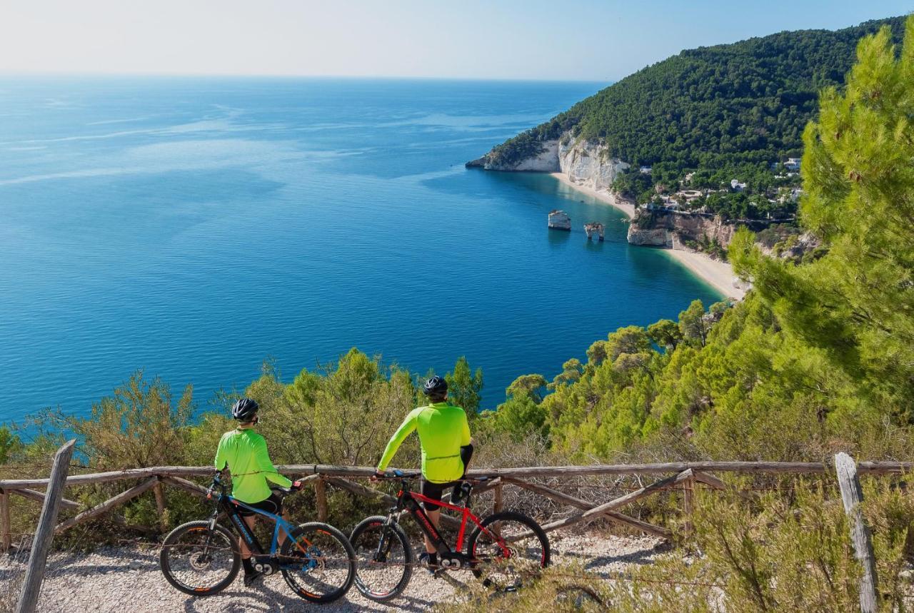 Villa Monte Saraceno Mattinata Eksteriør billede